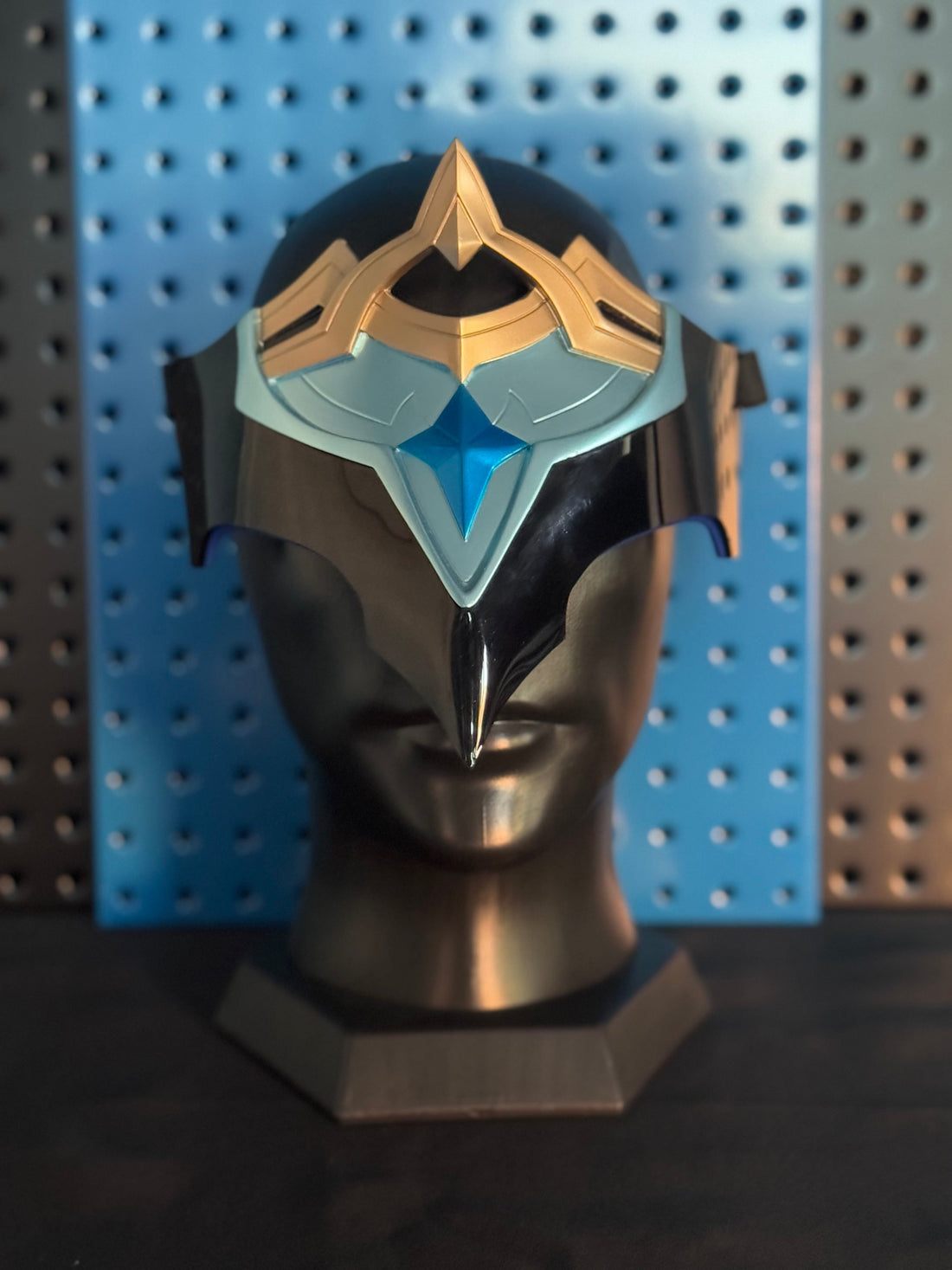 Dottore Cosplay Mask – Genshin Impact Wearable Helmet Prop
